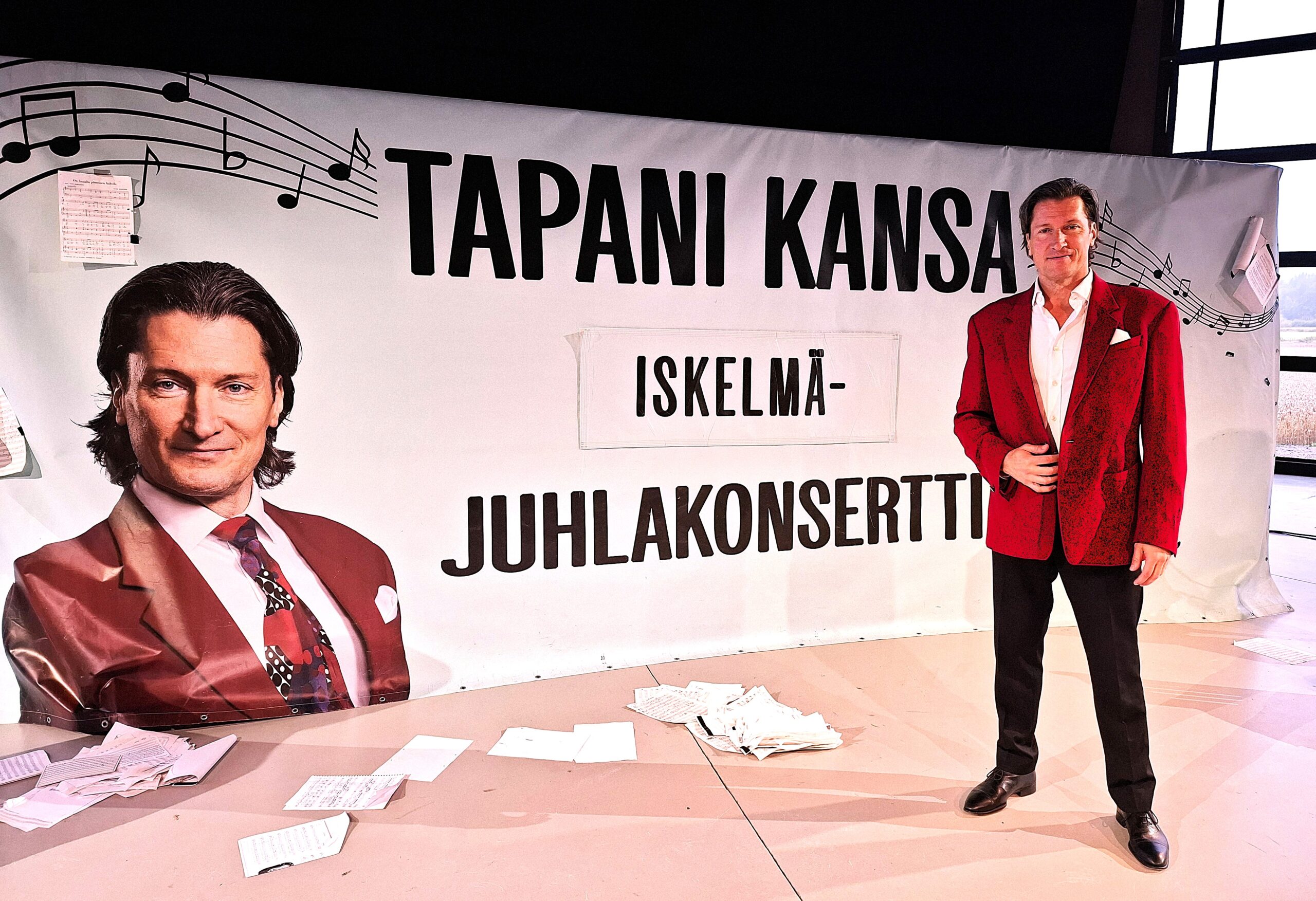 20260823_181553 Tomi Metsäketo Tapani Kansan esittämien laulujen nimiroolissa Jaala Areenalla 23.8.2026