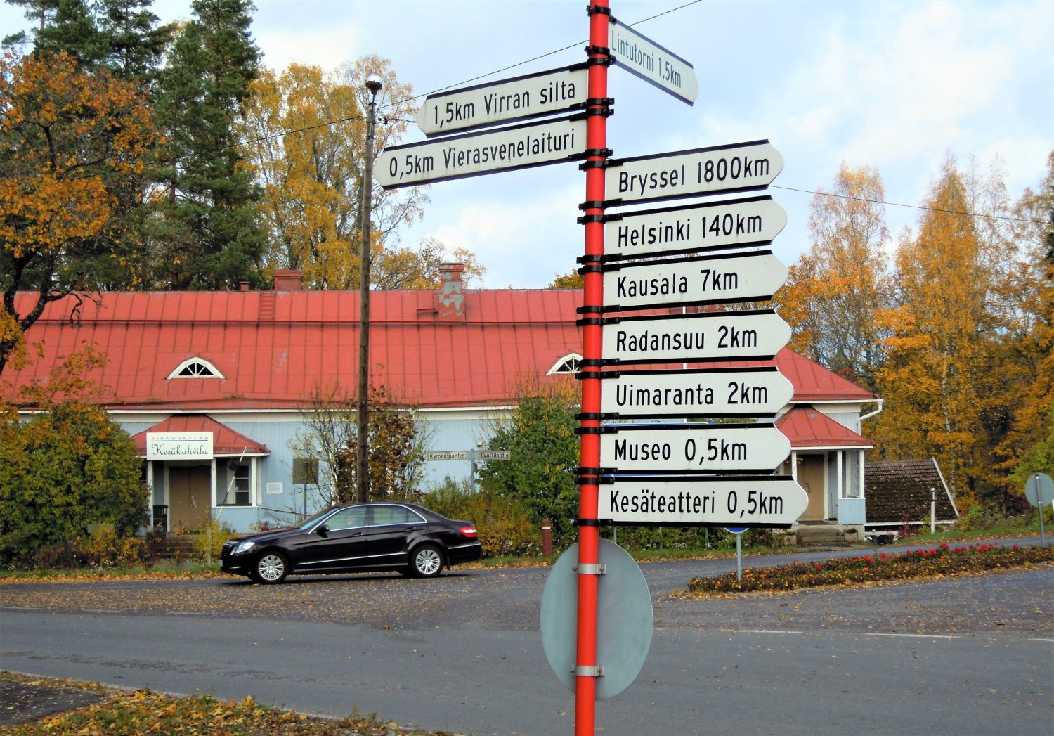 Iitin kirkkopitäjän isä Kustaa Vaasa perusti 1500-luvulla myös Helsingin, tosin vasta 11 vuotta Iittiä myöhemmin ja pakkoasutuksiin turvautuen 4