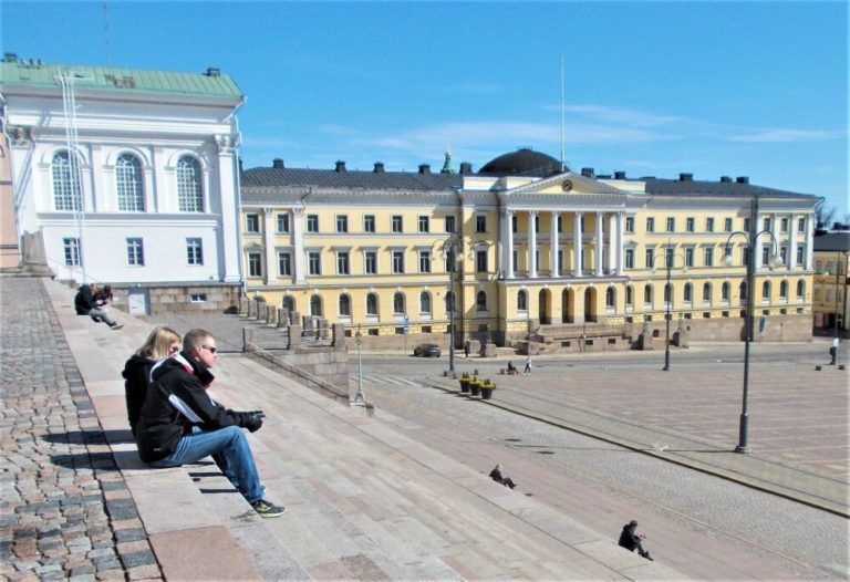 arkkitehti-carl-ludvig-engelin-valokuvan-yttely-moision-kartanon