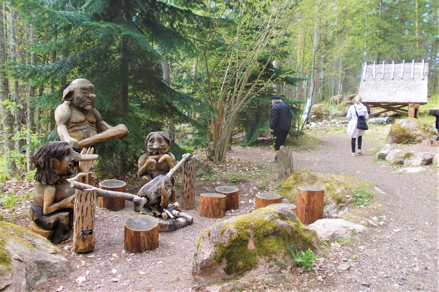 arboretum mustilan lastenpolku