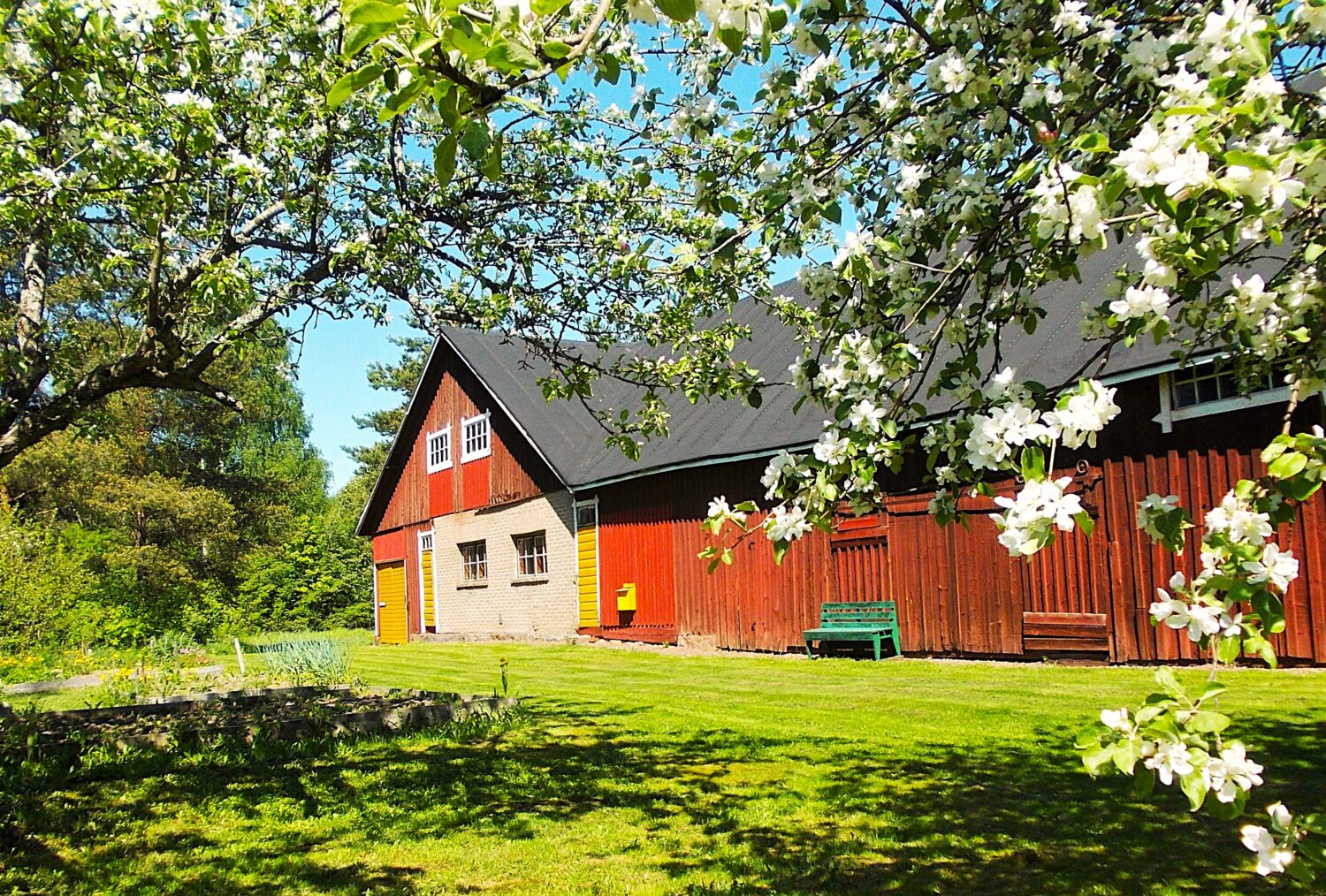 Kymijoen Ranta-Pukin kievarimuseo Anjalassa on avoinna 16.8.2026 asti tiistaisin klo 9-12 (talkoot) ja su klo 12-16. Kesän pääkonsertti su 26.07. klo 18.00. 1